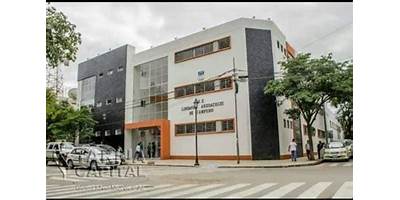 LINDAURA ANZOATEGUI DE CAMPERO 1
